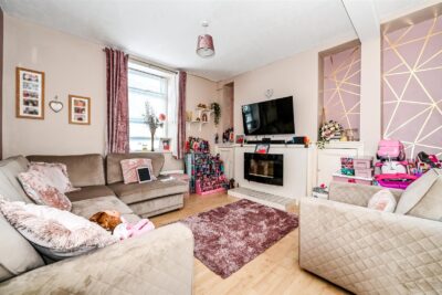 house - terraced for sale grover street