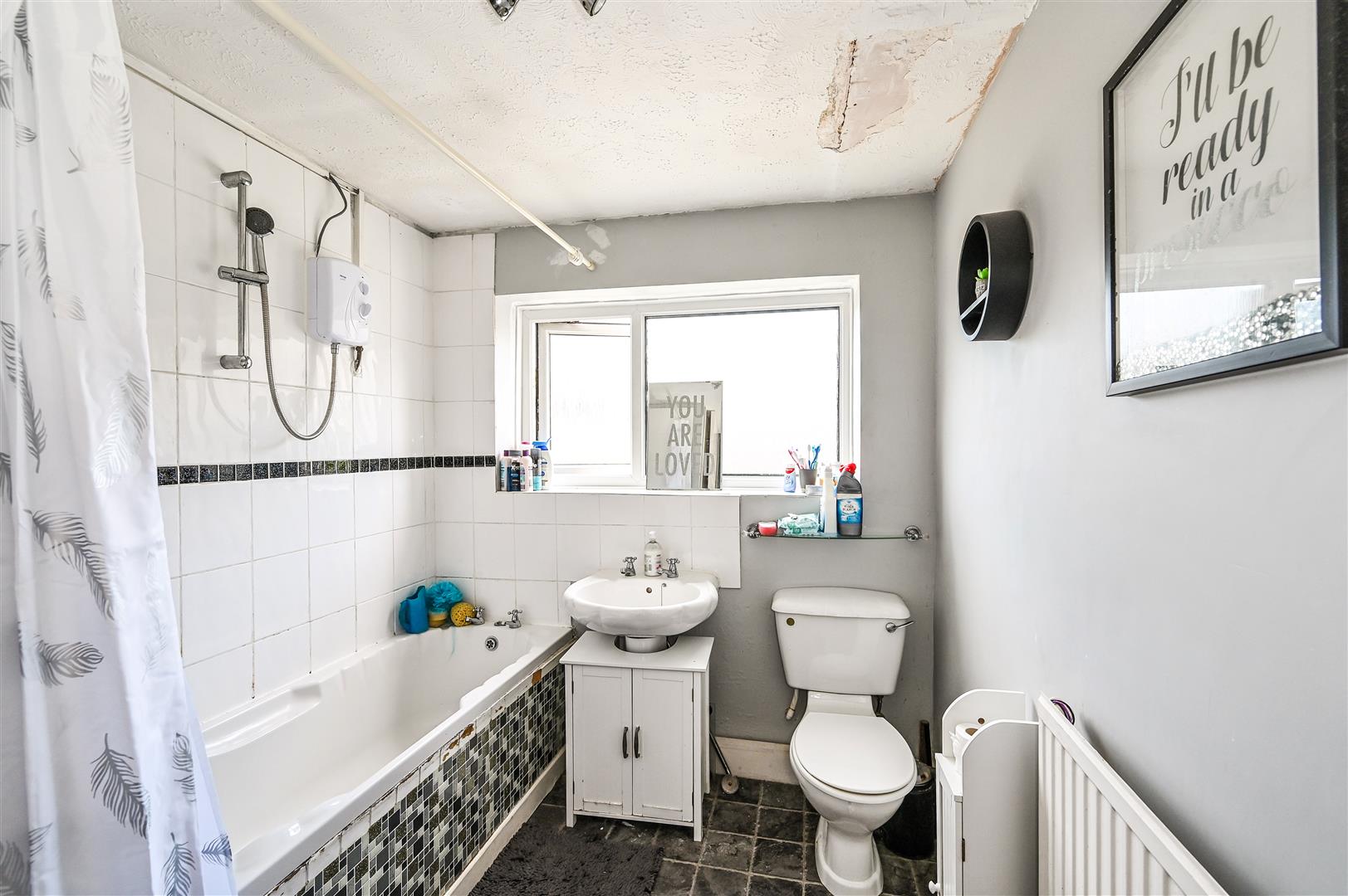 house - terraced for sale grover street