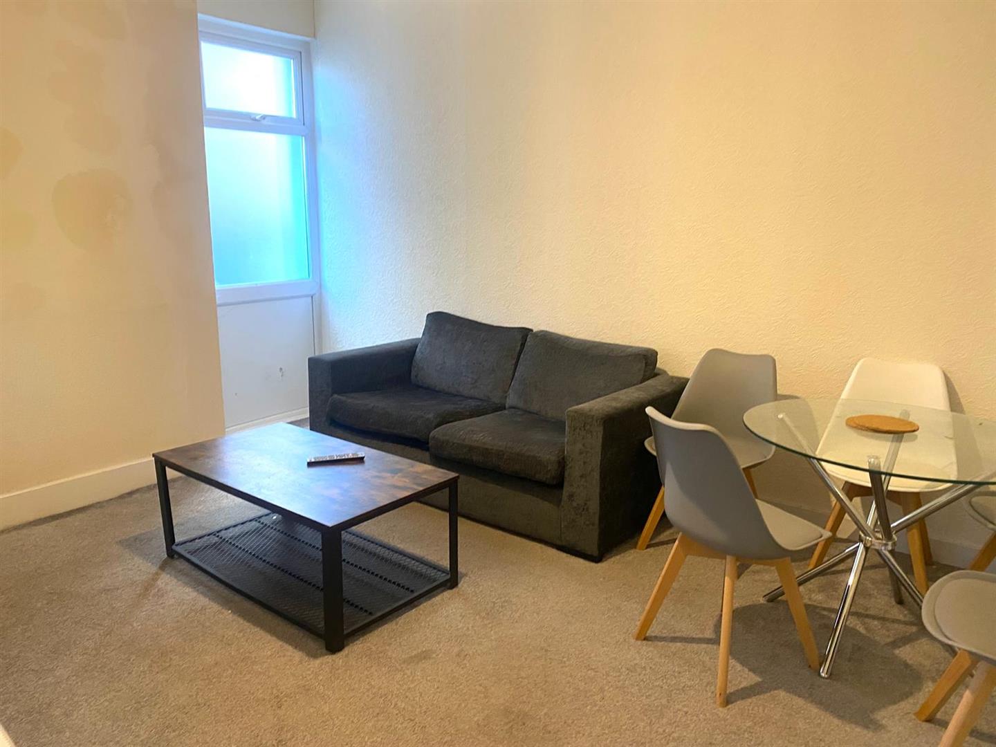 house for sale queen street