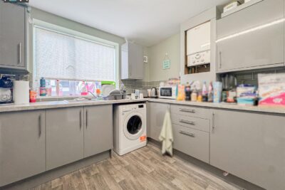 house for sale queen street