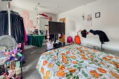 house for sale queen street