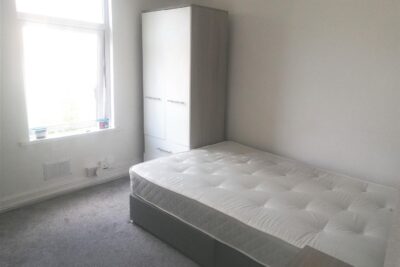 house for sale queen street