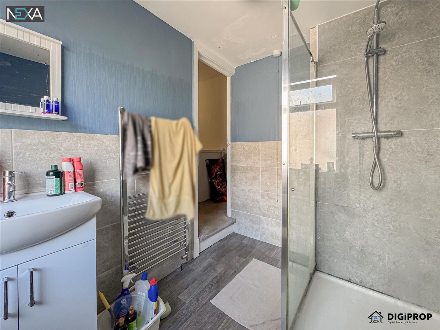 house for sale queen street