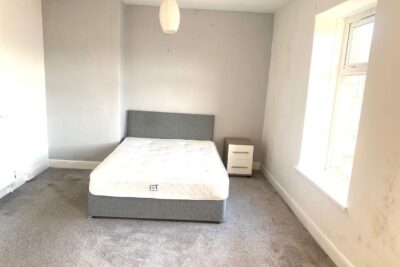 house for sale queen street