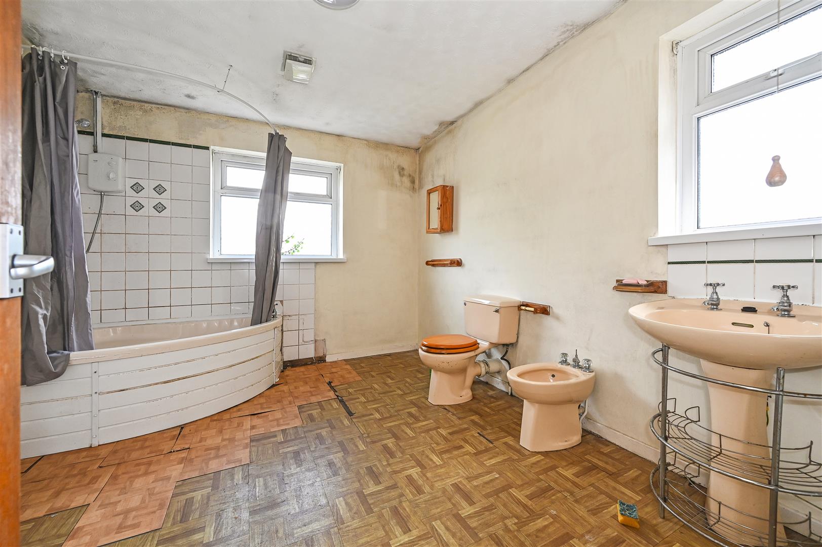 house - terraced for sale queen street