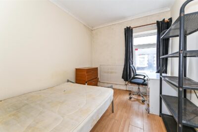 house - terraced for sale queen street