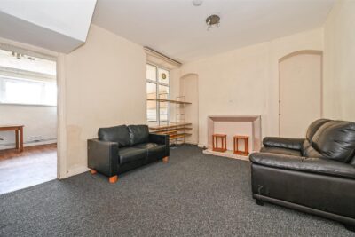 house - terraced for sale queen street