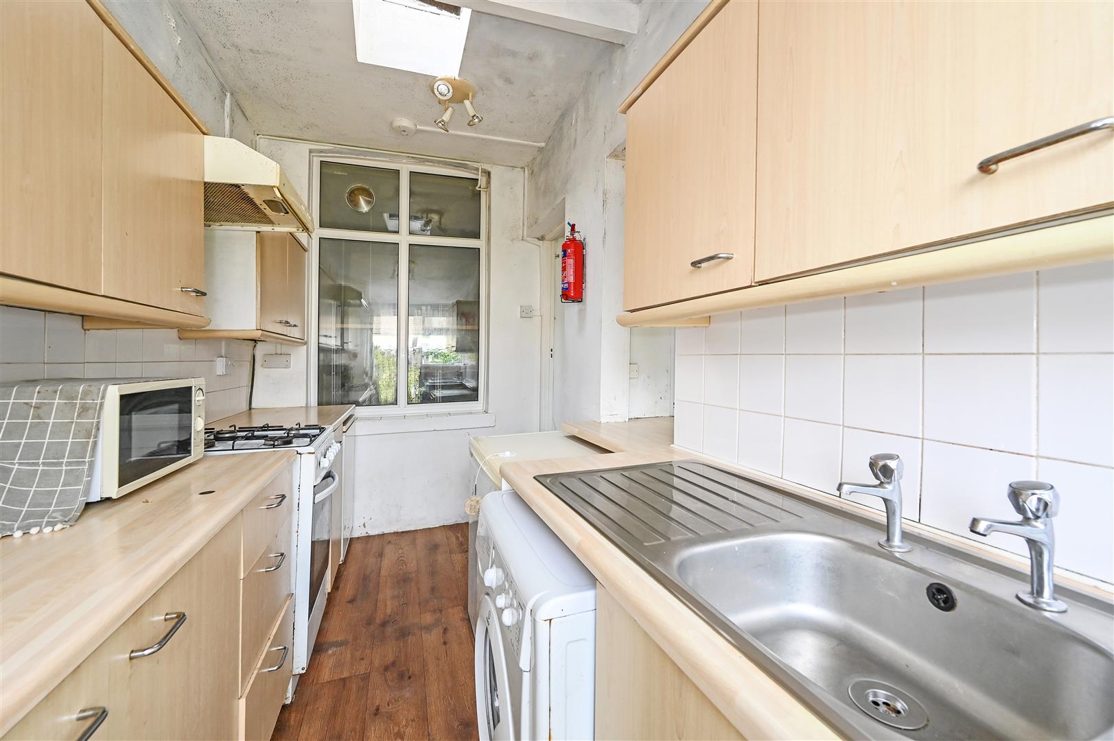 house - terraced for sale queen street