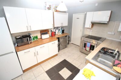 house - terraced for sale queen street