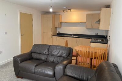 apartment for sale overstone court