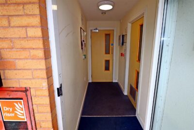 apartment for sale overstone court