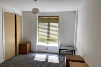 apartment for sale overstone court