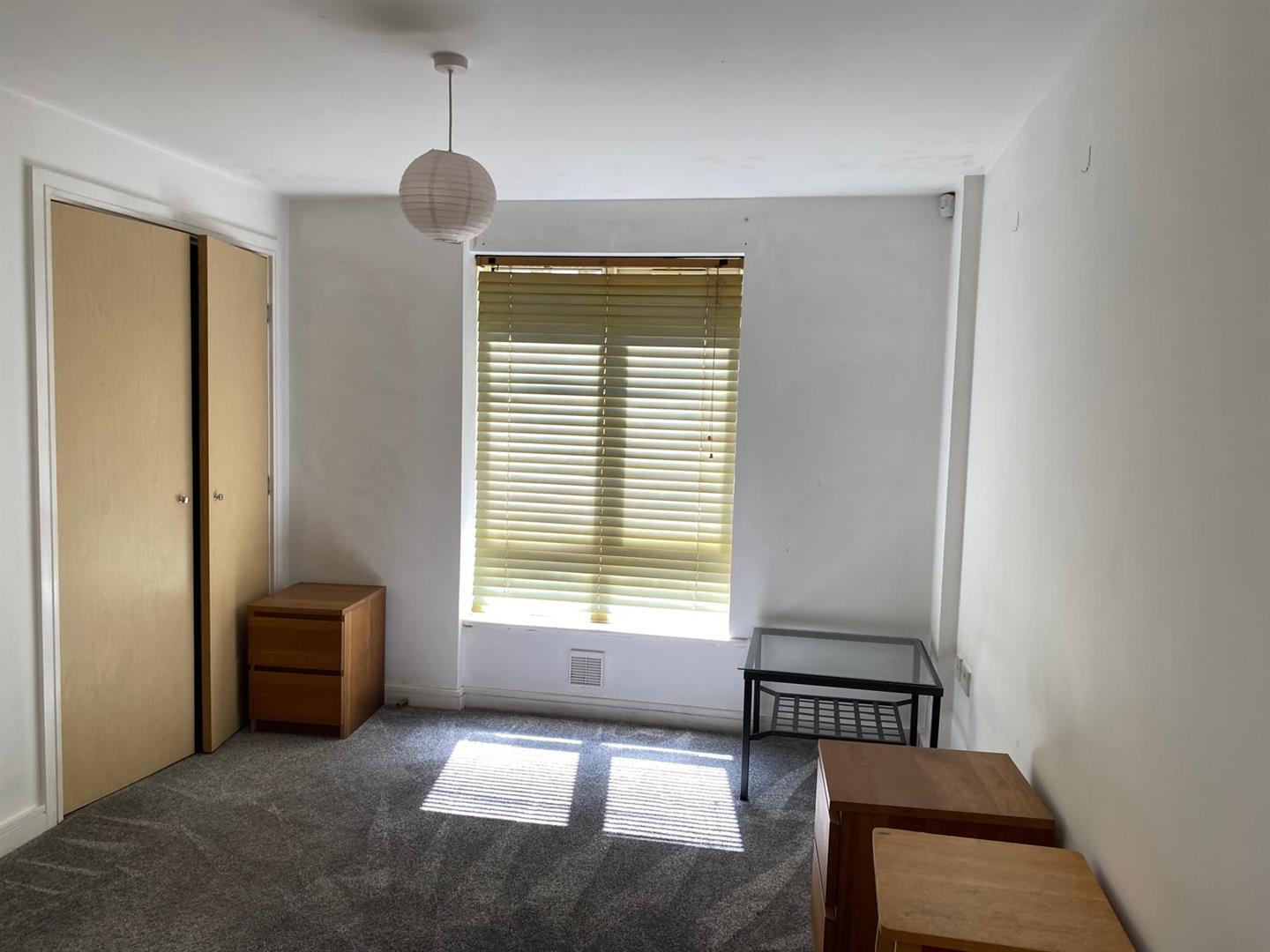 apartment for sale overstone court