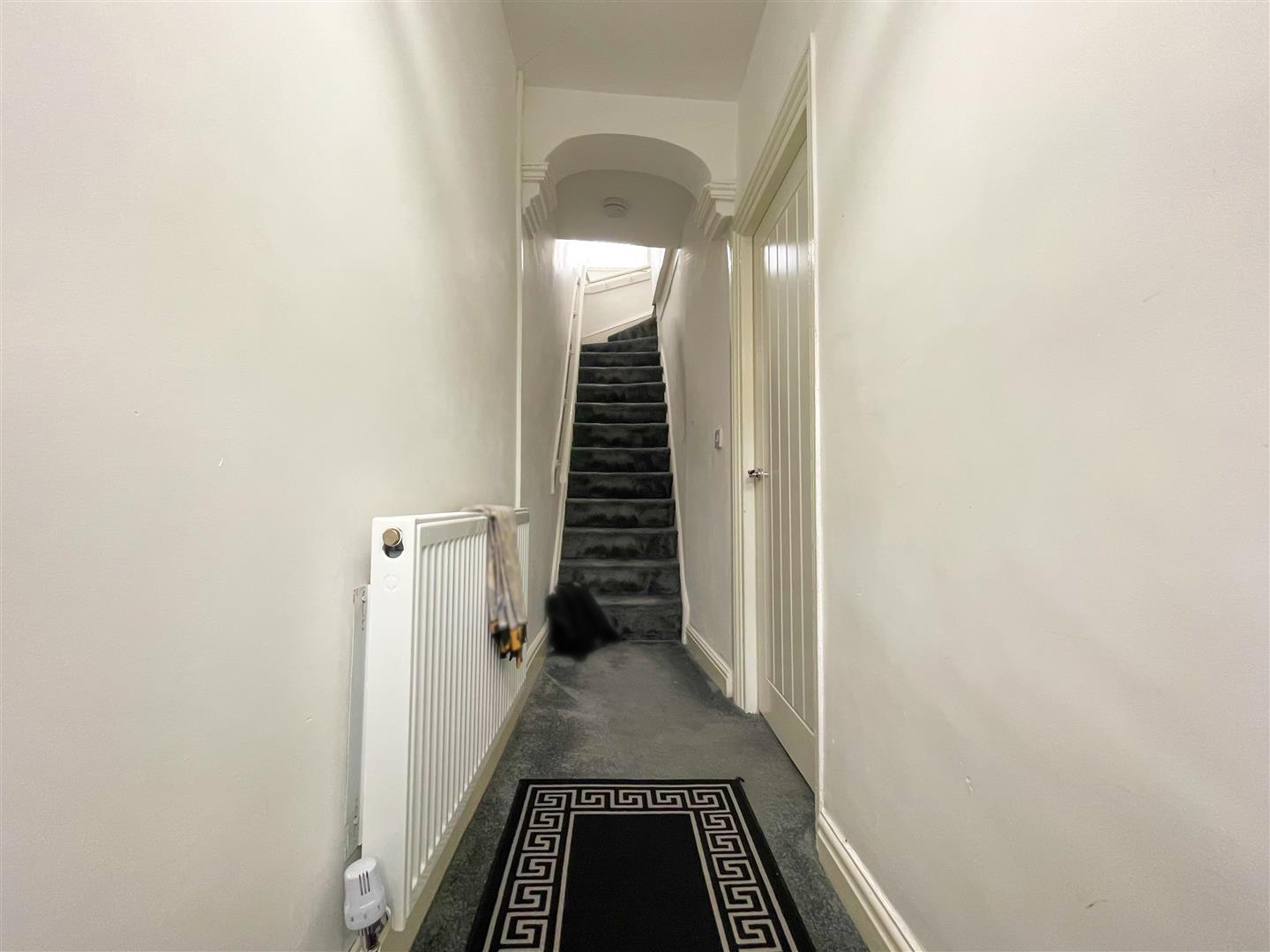 house - terraced for sale park street