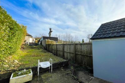 house - terraced for sale park street