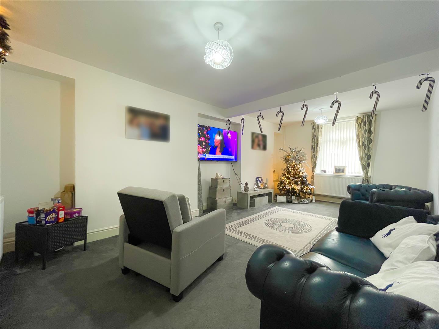 house - terraced for sale park street