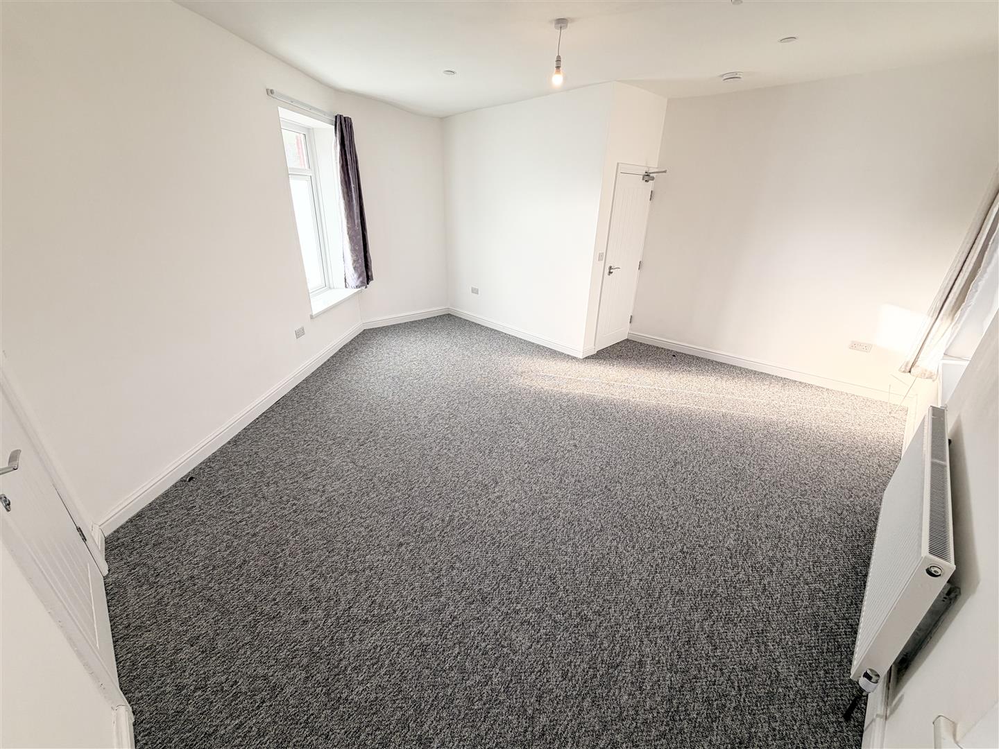 house for rent commercial street