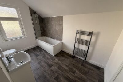 house - terraced for rent wingfield street