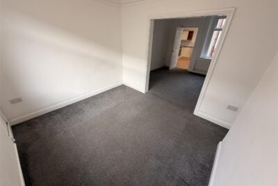 house - terraced for rent wingfield street