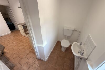 house - terraced for rent wingfield street