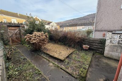 house - terraced for rent wingfield street