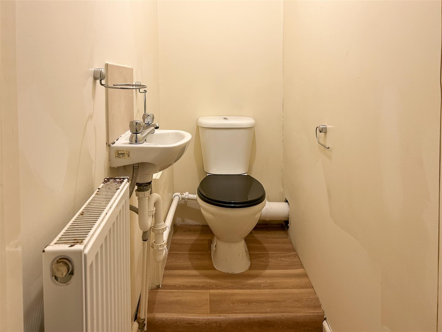 house - terraced for sale queen street