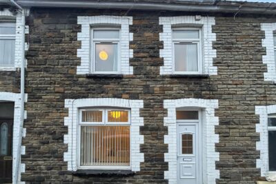 house - terraced for sale queen street