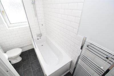 house - terraced for rent seymour street