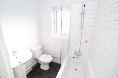 house - terraced for rent seymour street