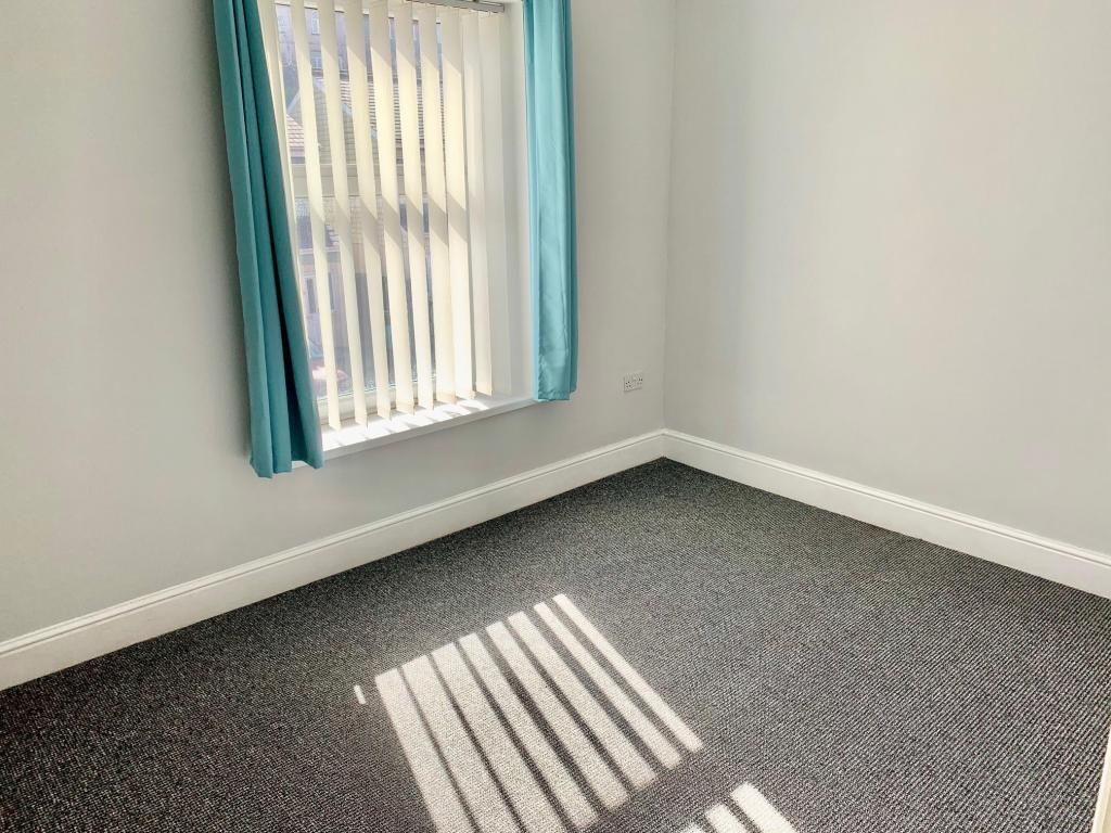 house - terraced for rent rickards street