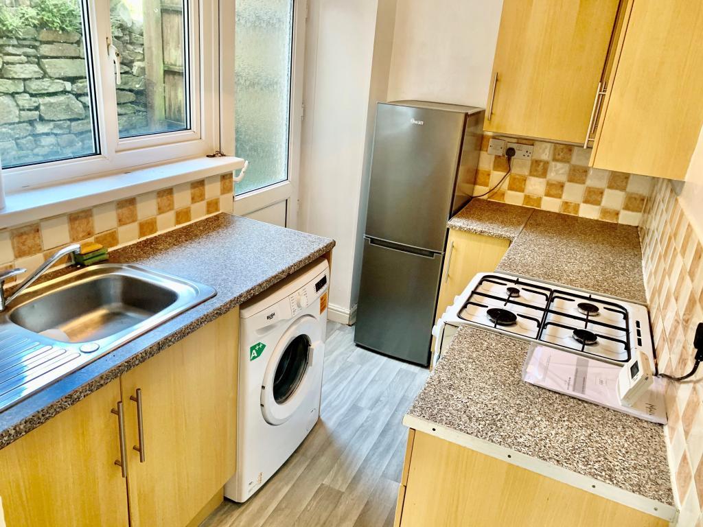 house - terraced for rent rickards street