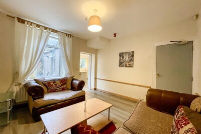 room for rent wood road