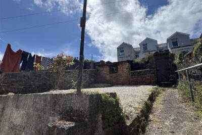 house - terraced for rent herbert street