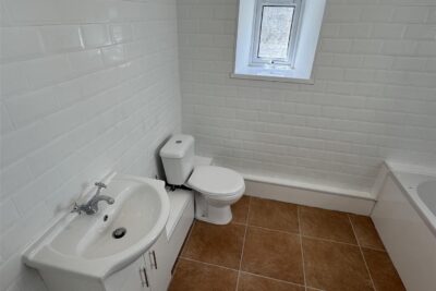 house - terraced for rent herbert street