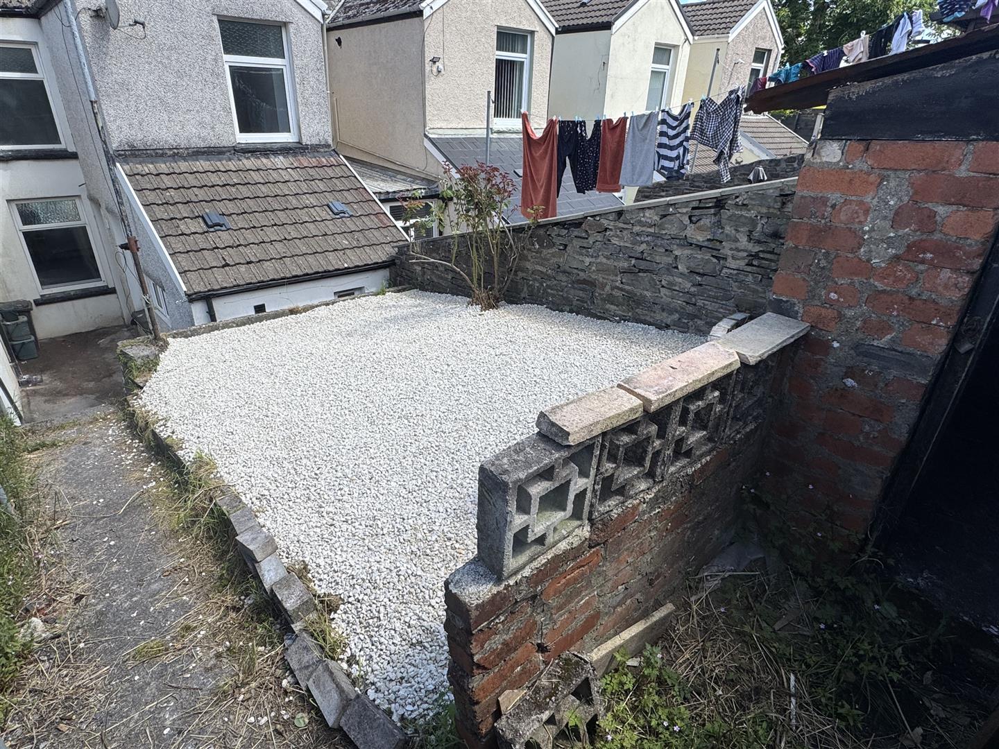 house - terraced for rent herbert street