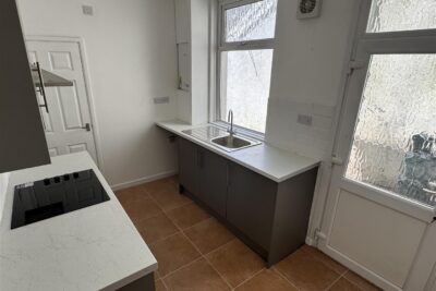 house - terraced for rent herbert street