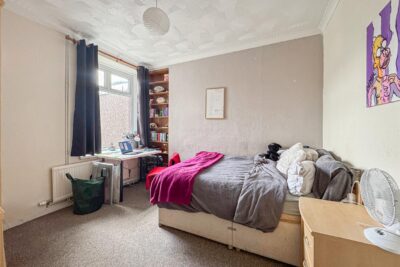 room for rent queen street