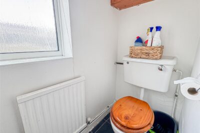 room for rent queen street