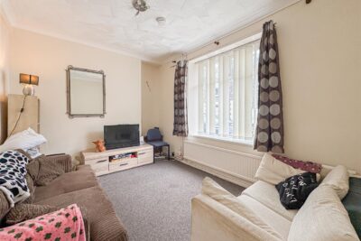 room for rent queen street