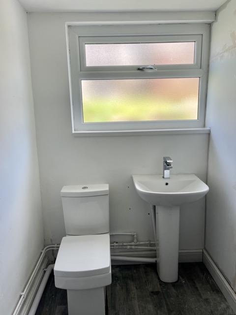 house - terraced for rent tynybedw street