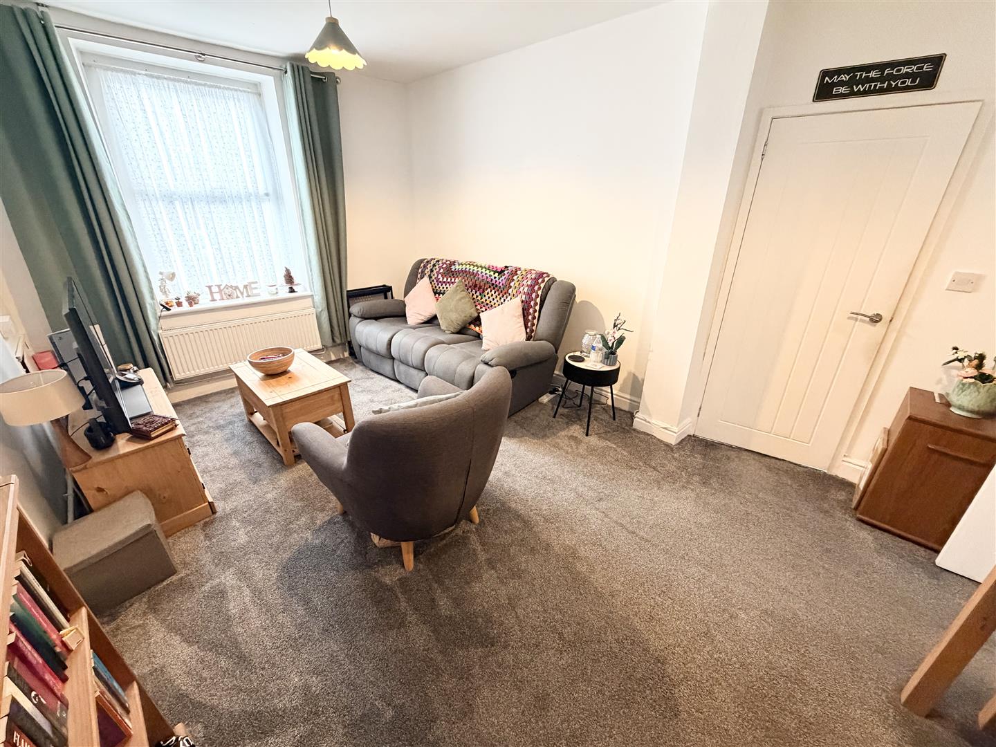 house - terraced for rent tynybedw street