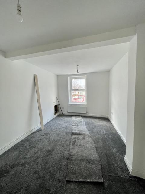 house - terraced for rent tynybedw street