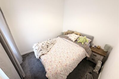 house - terraced for rent tynybedw street