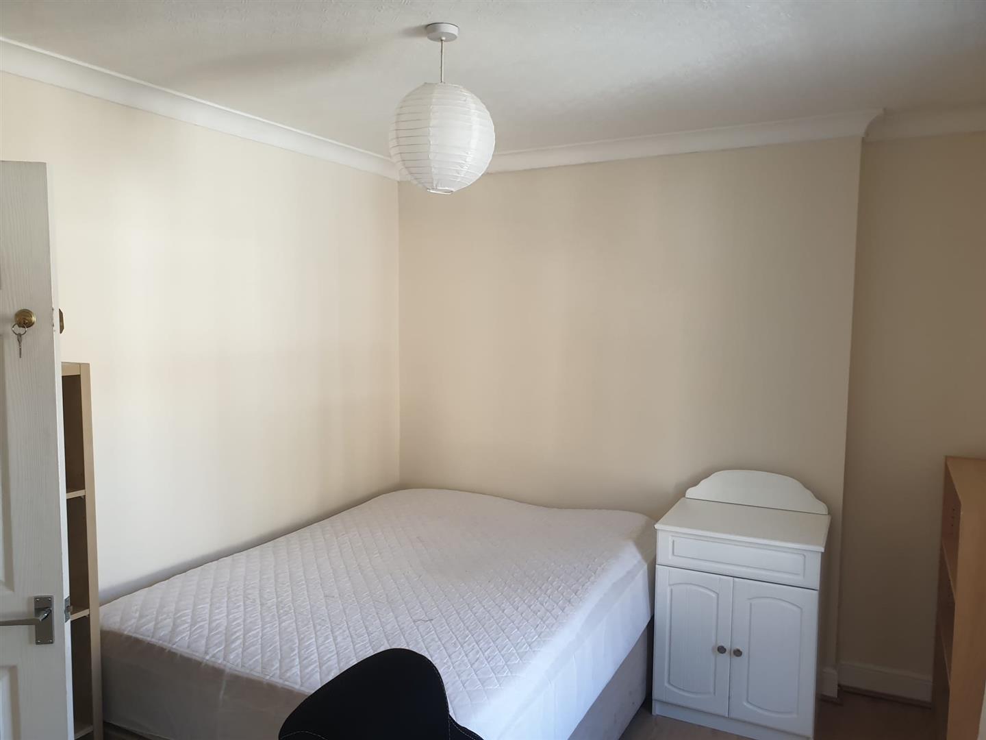 house - terraced for rent king street