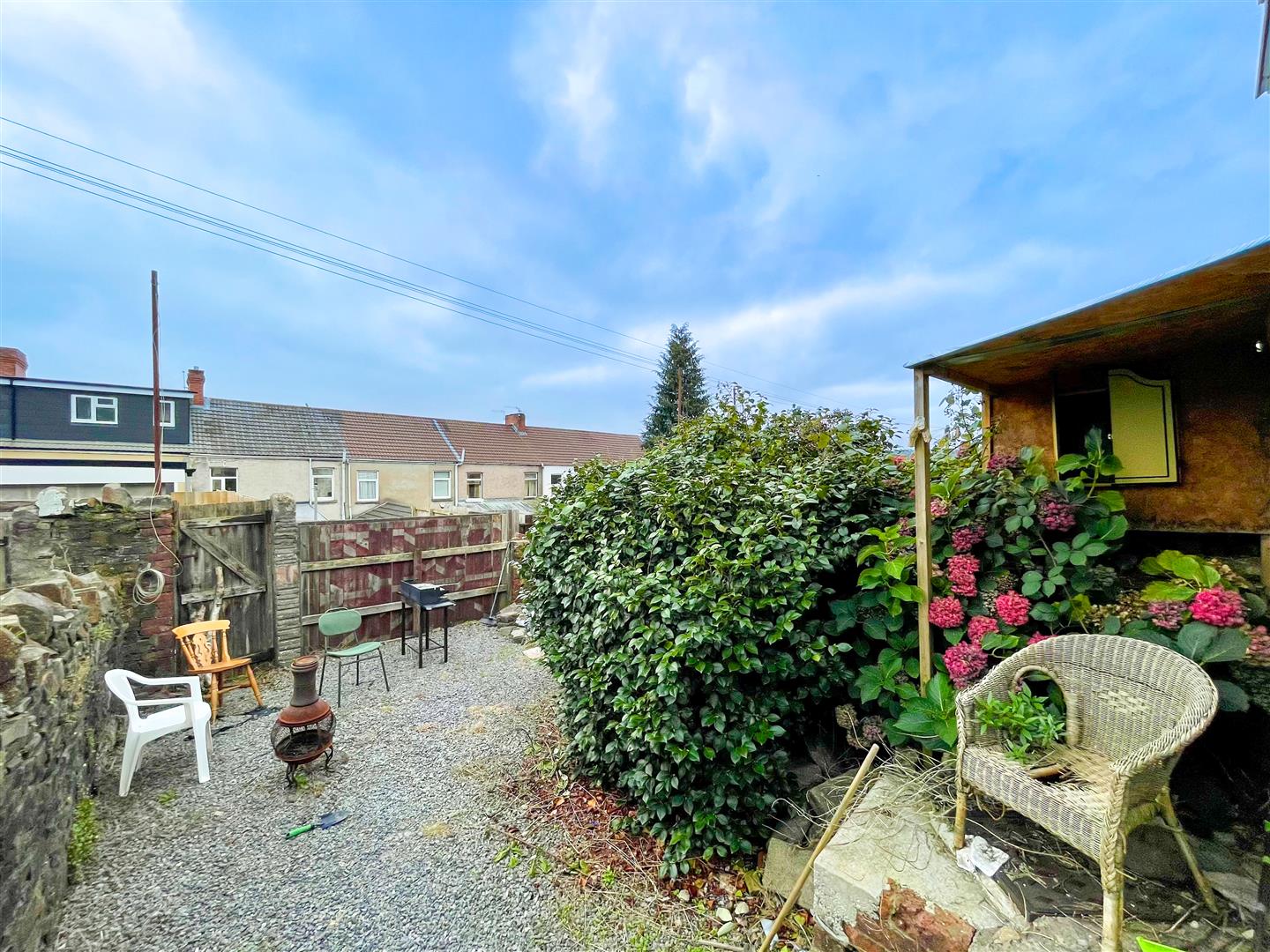 house - terraced for rent king street