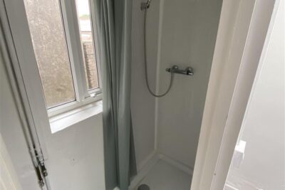 room for rent broadway