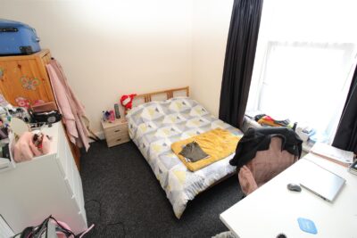 room for rent wood road