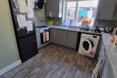 room for rent queen street