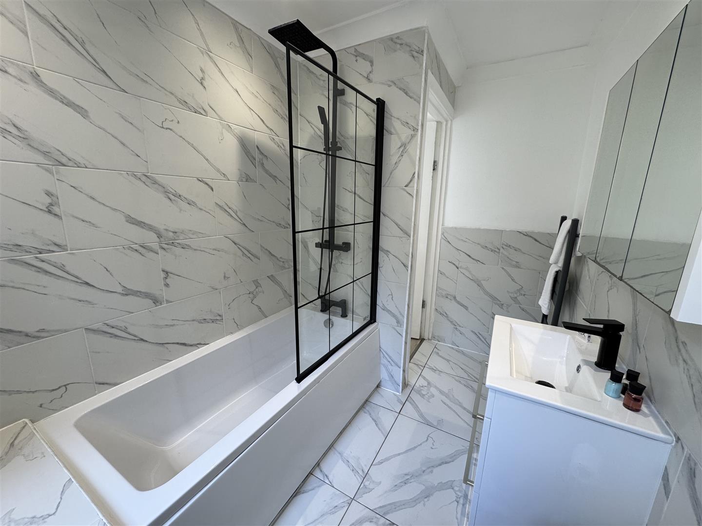 house - terraced for rent station terrace