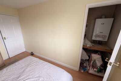 house - semi-detached for rent pen y cae